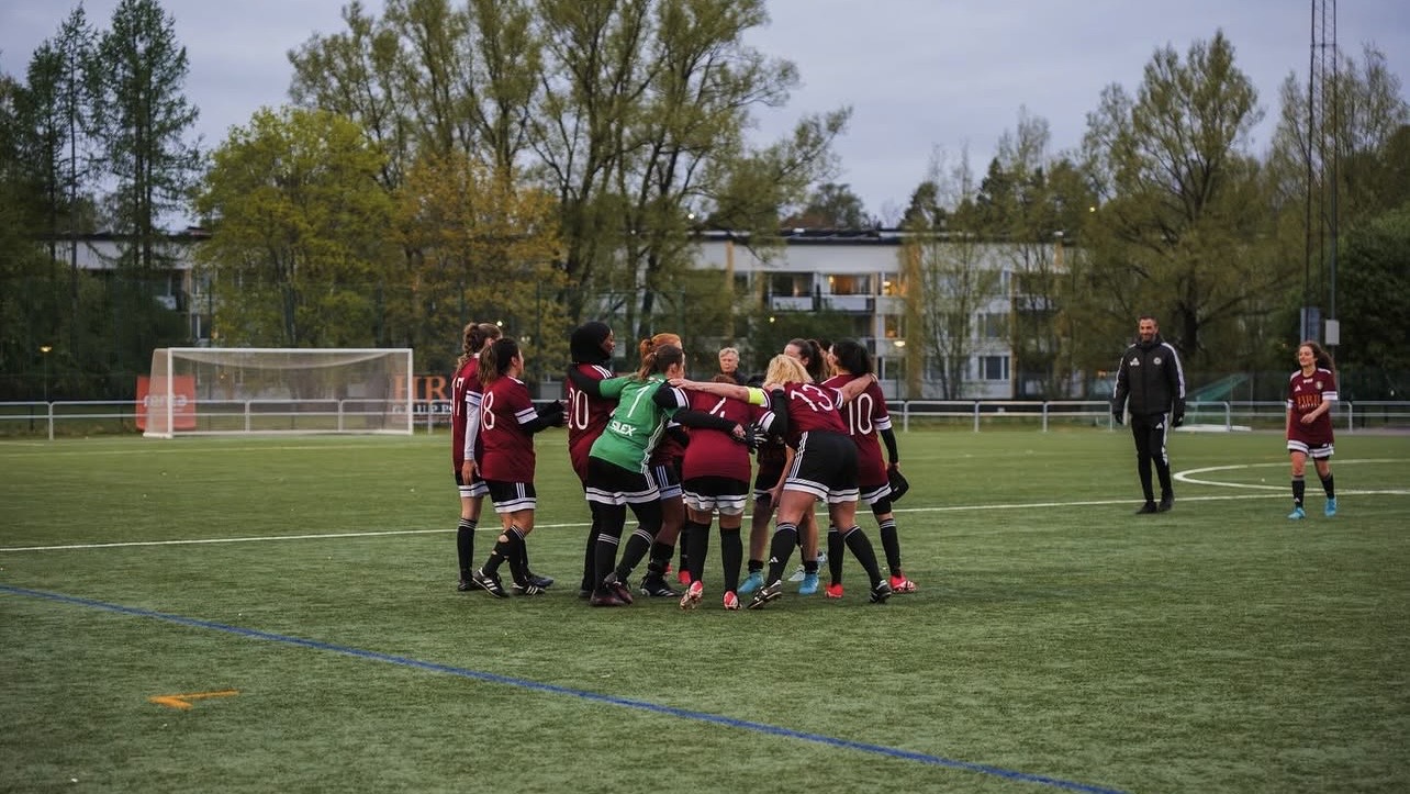 Stark hemmaseger för damlaget